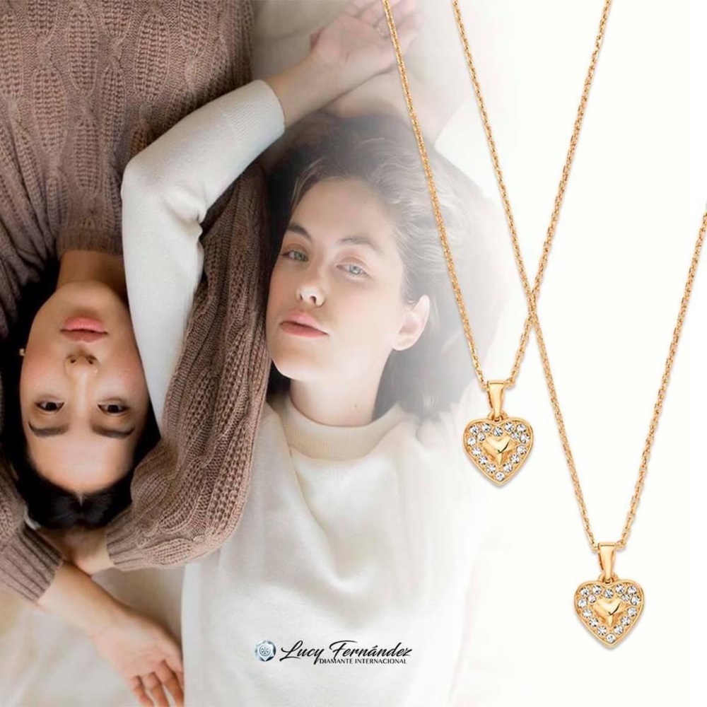 Cadena de corazón dorada